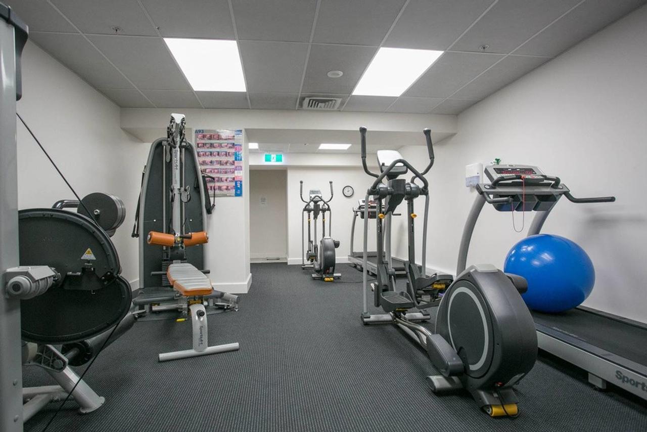 Luxury Ocean & Harbour Views - Heated Pool, Main Beach & Gym Mount Maunganui Bagian luar foto
